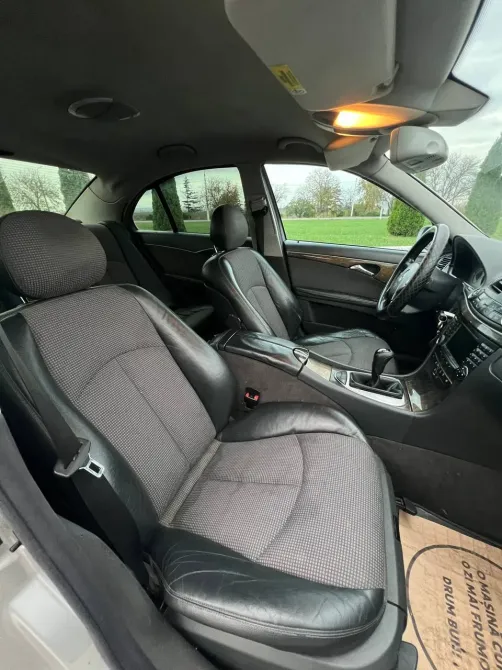 Mercedes E-Class 2004 год Тирасполь Tiraspol - fotografie 8