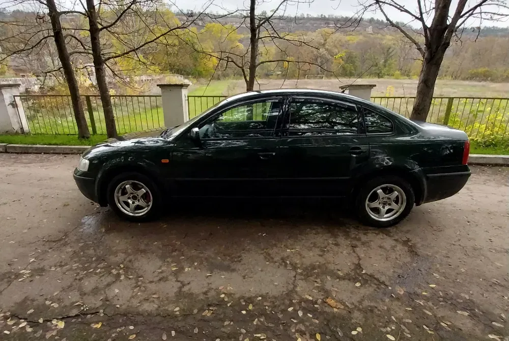 Volkswagen Passat 1999 год Каменка Camenca - fotografie 3