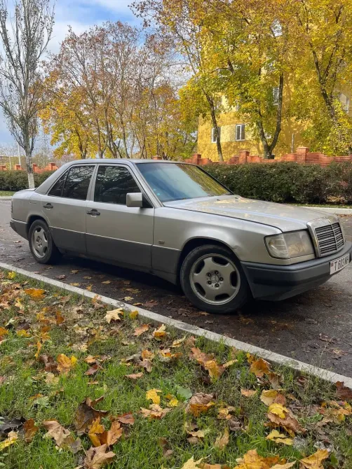 Mercedes E-Class 1990 год Тирасполь Тирасполь - изображение 1