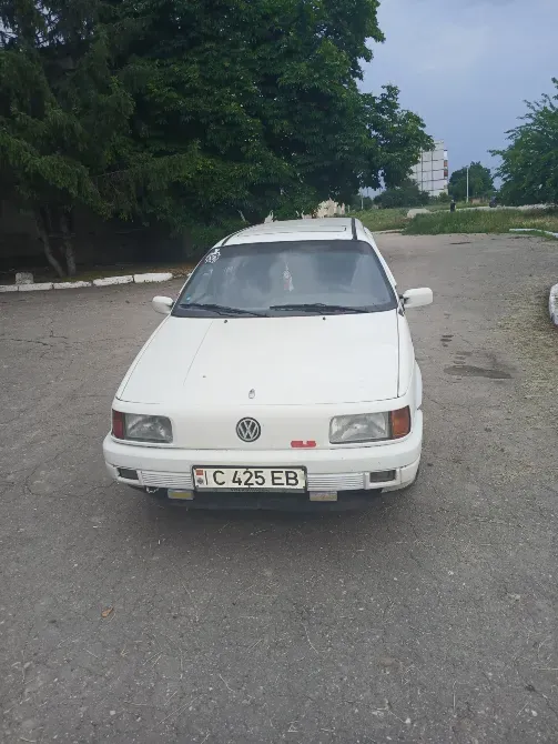 Volkswagen Passat 1993 год Тирасполь Тирасполь - изображение 1