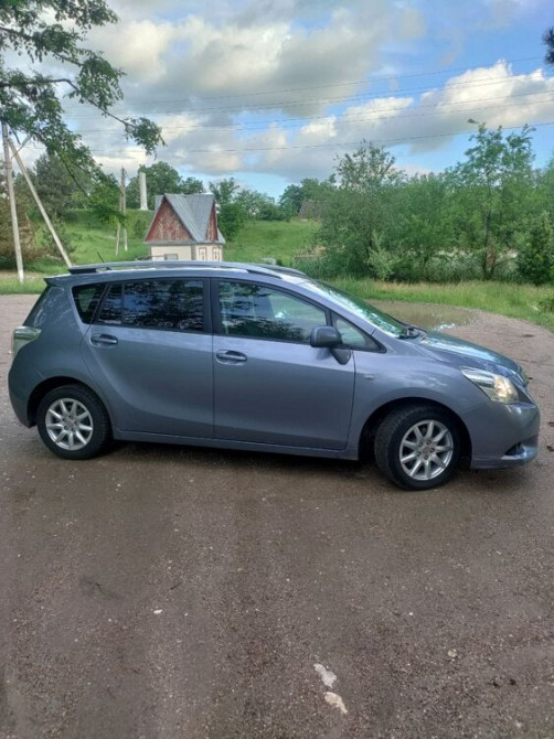 Toyota Verso 2010 год Тирасполь Тирасполь - изображение 4