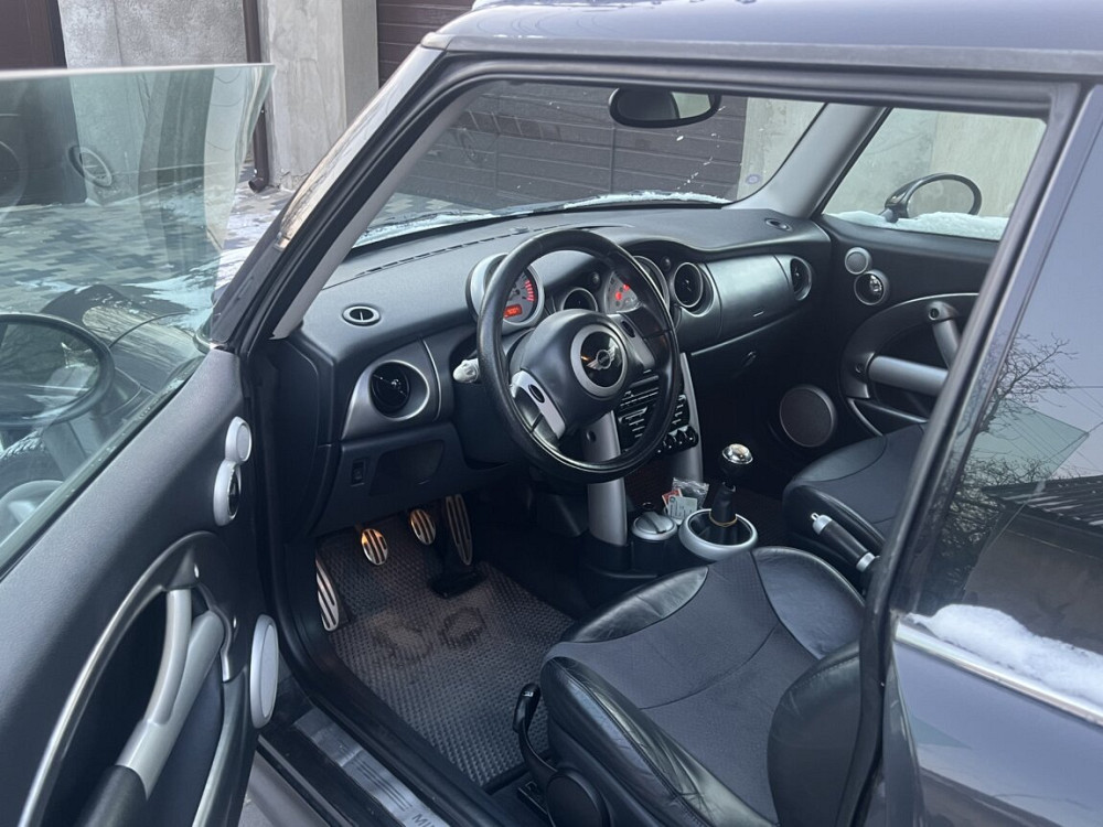 Mini Cooper S 2003 год Бендеры Бендеры - изображение 6