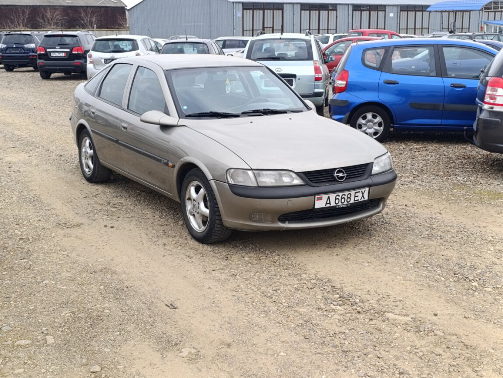 Opel Vectra 1999 год Бендеры Бендеры - изображение 1