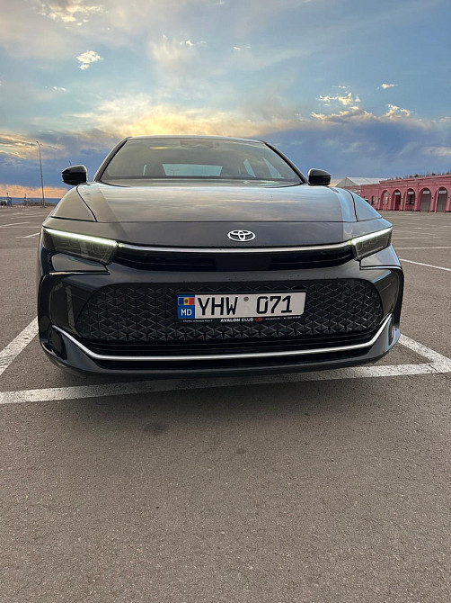 Toyota Crown 2023 год Кишинёв Кишинёв - изображение 1