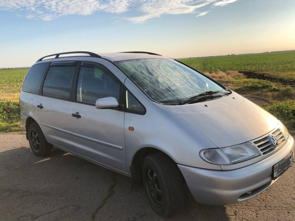 Volkswagen Sharan 1999 an Pervomaisc Pervomaisc - fotografie 1