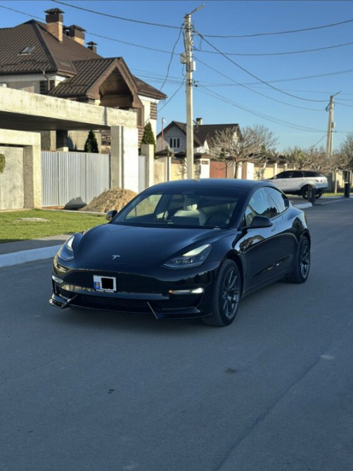 Tesla Model 3 2021 год Тирасполь Тирасполь - изображение 1