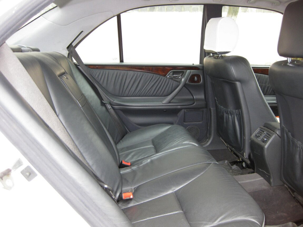 Mercedes E-Class 2001 год Днестровск Днестровск - изображение 6