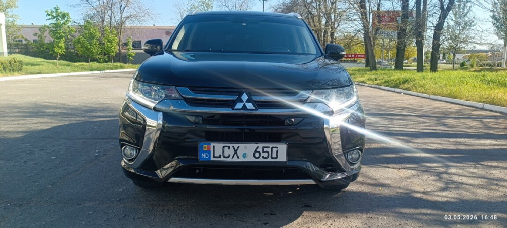Mitsubishi Outlander 2016 an Tiraspol Tiraspol - fotografie 3