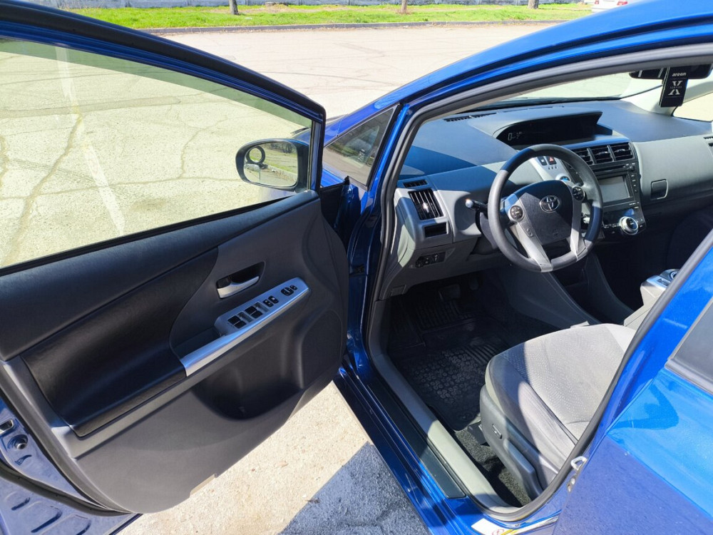Toyota Prius 2014 год Новые Анены Новые Анены - изображение 9