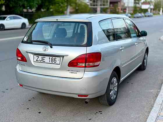 Toyota Avensis Verso 2000 год Тирасполь Тирасполь
