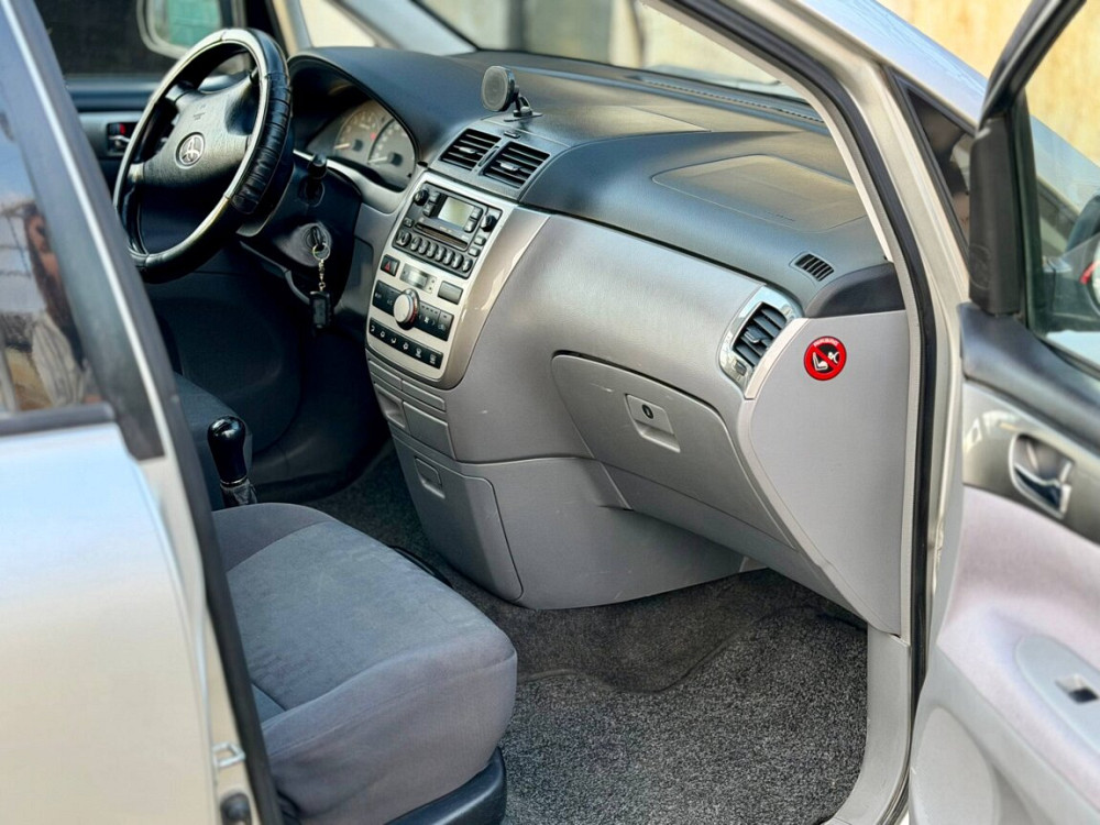 Toyota Avensis Verso 2000 год Тирасполь Тирасполь - изображение 10
