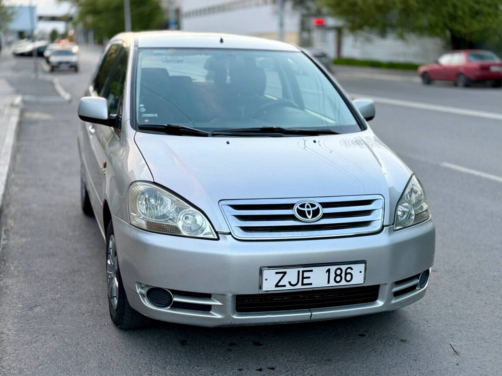 Toyota Avensis Verso 2000 год Тирасполь Тирасполь - изображение 2