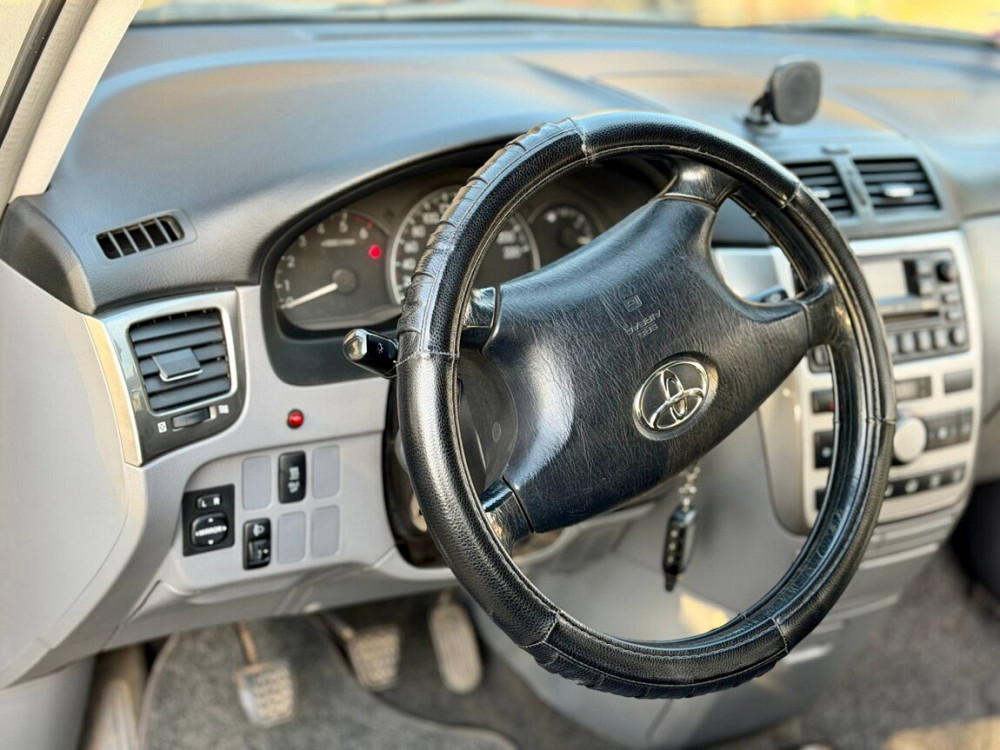 Toyota Avensis Verso 2000 год Тирасполь Тирасполь - изображение 8