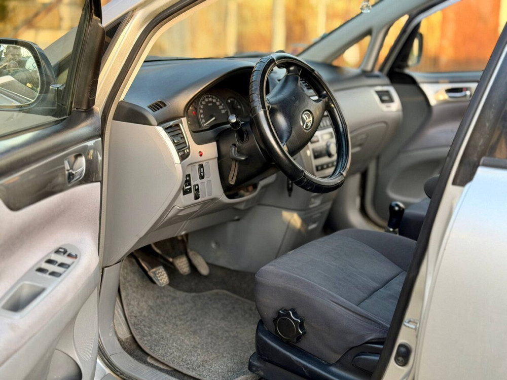 Toyota Avensis Verso 2000 год Тирасполь Тирасполь - изображение 6