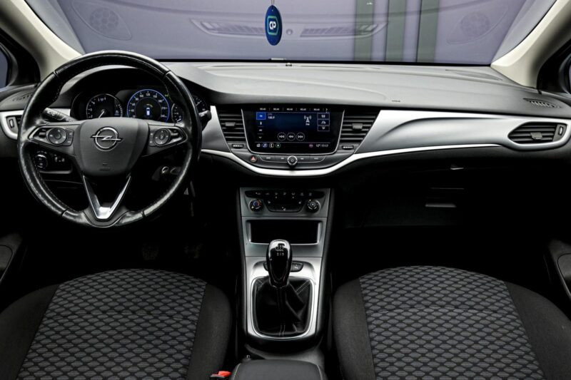 Opel Astra 2021 an Chişinău Chişinău - fotografie 2