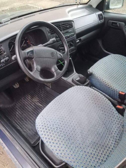 Volkswagen Golf 1998 год Тирасполь Тирасполь - изображение 4