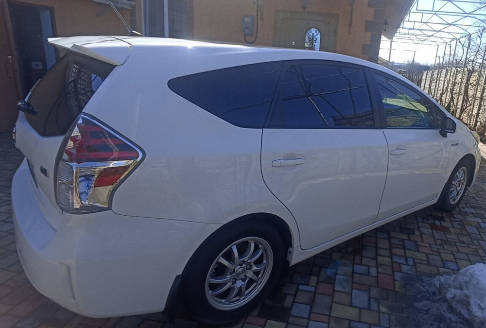 Toyota Prius 2015 год Днестровск Днестровск - изображение 2