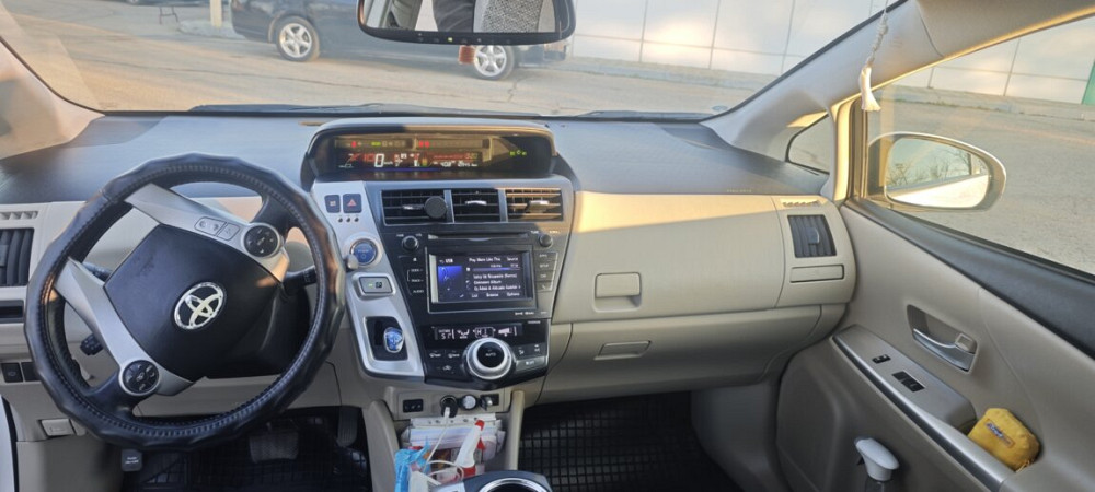 Toyota Prius 2013 год Бендеры Бендеры - изображение 8