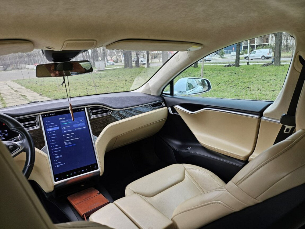 Tesla Model S 2016 год Тирасполь Тирасполь - изображение 10
