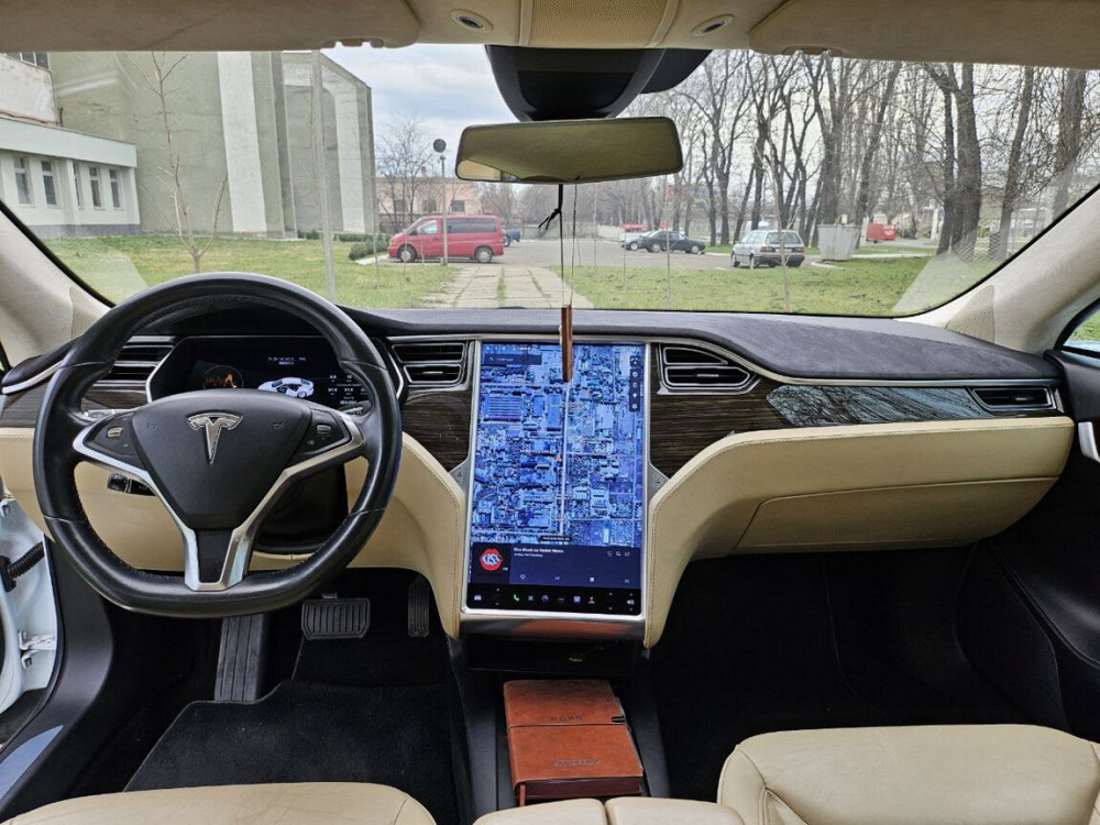 Tesla Model S 2016 год Тирасполь Тирасполь - изображение 6