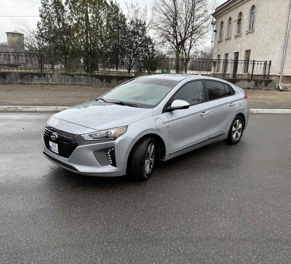 Hyundai Ioniq 2019 an Bender Bender - fotografie 5