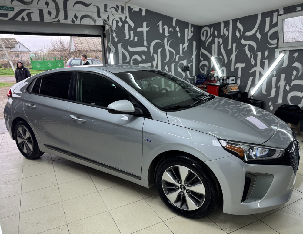 Hyundai Ioniq 2019 an Bender Bender - fotografie 3