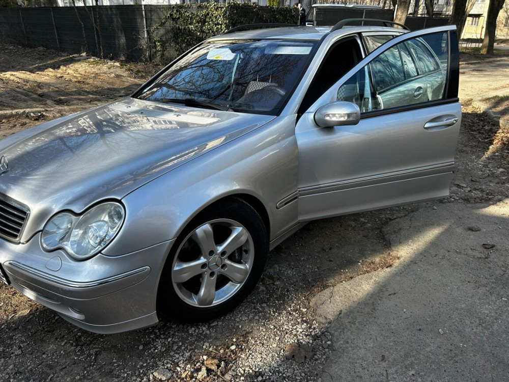 Mercedes C-Class 2004 год Тирасполь Тирасполь - изображение 4