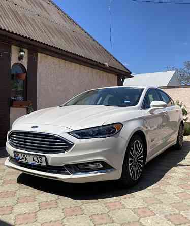 Ford Fusion 2018 год Новые Анены Новые Анены