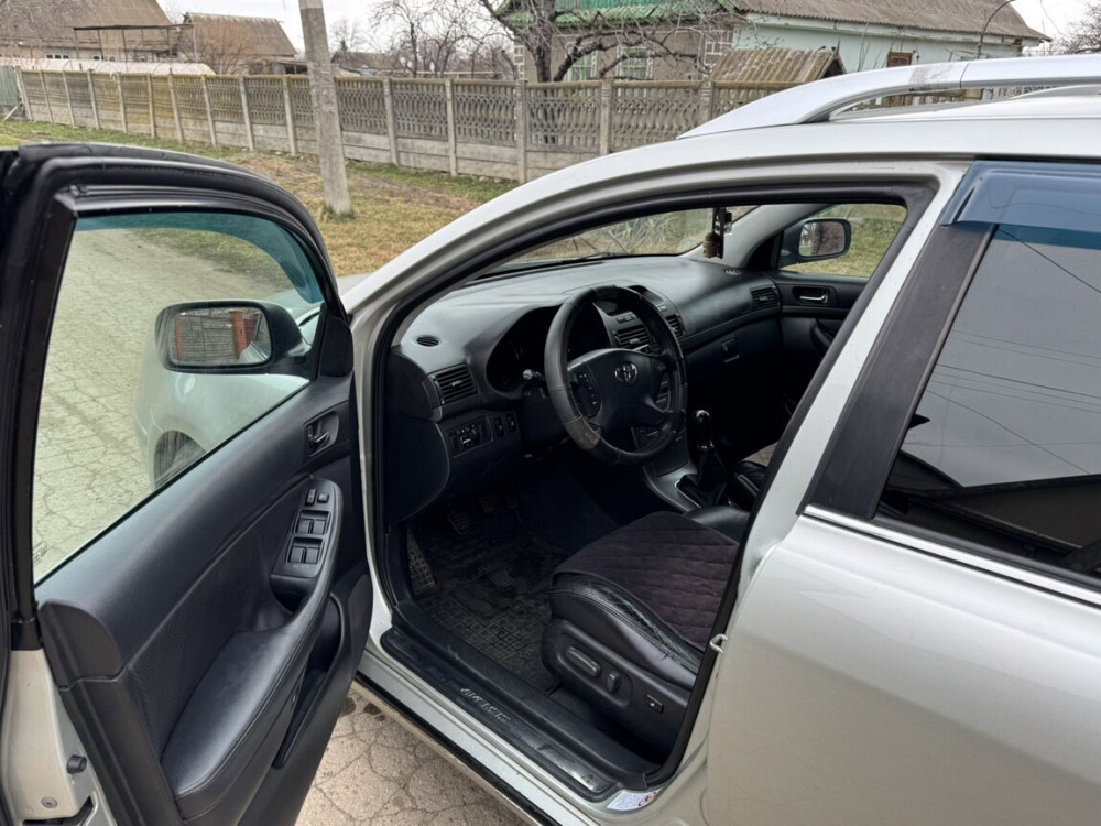 Toyota Avensis 2004 год Днестровск Днестровск - изображение 5