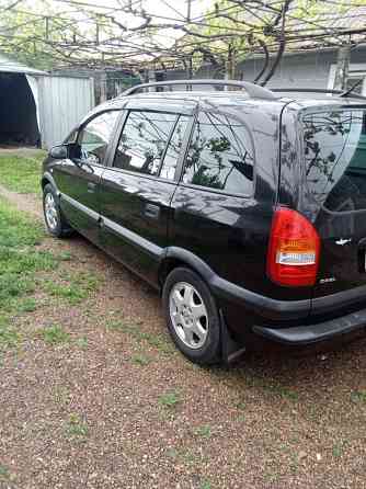 Opel Zafira 2002 год Первомайск Первомайск