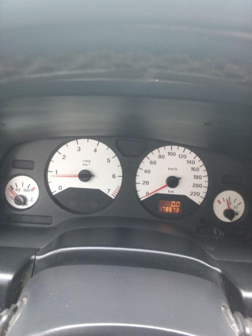 Opel Zafira 2002 год Первомайск Первомайск - изображение 6