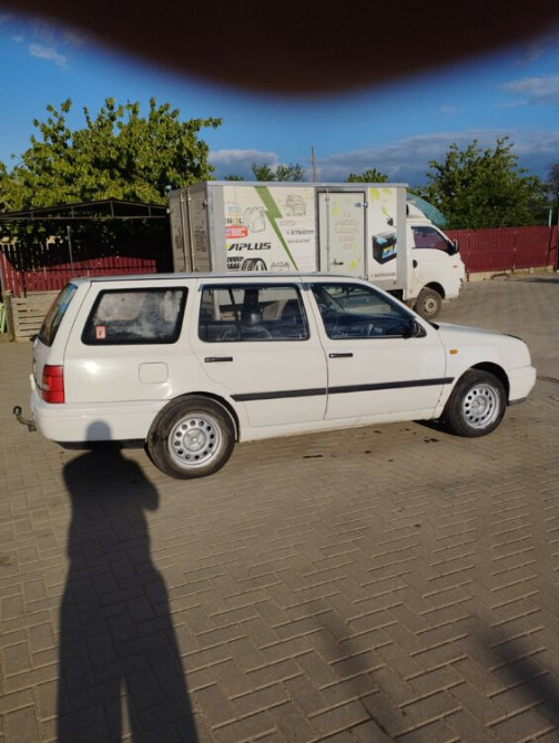 Volkswagen Golf 1995 год Бендеры Бендеры - изображение 5