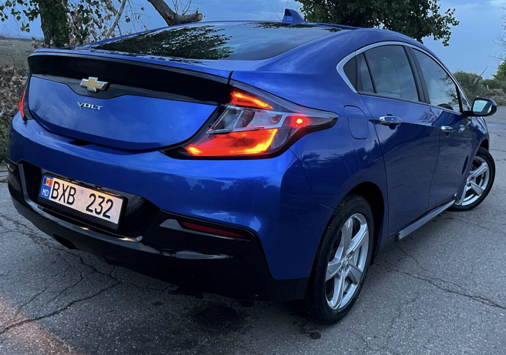 Chevrolet Volt 2017 год Тирасполь Тирасполь - изображение 2