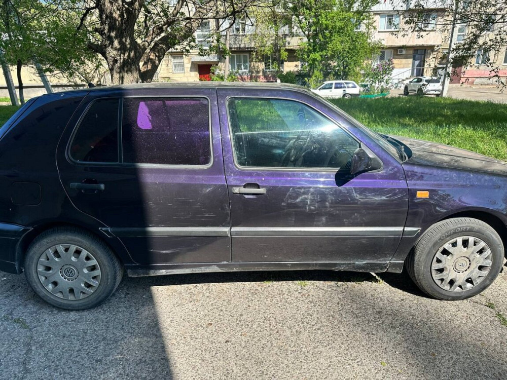 Volkswagen Golf 1994 год Тирасполь Тирасполь - изображение 4