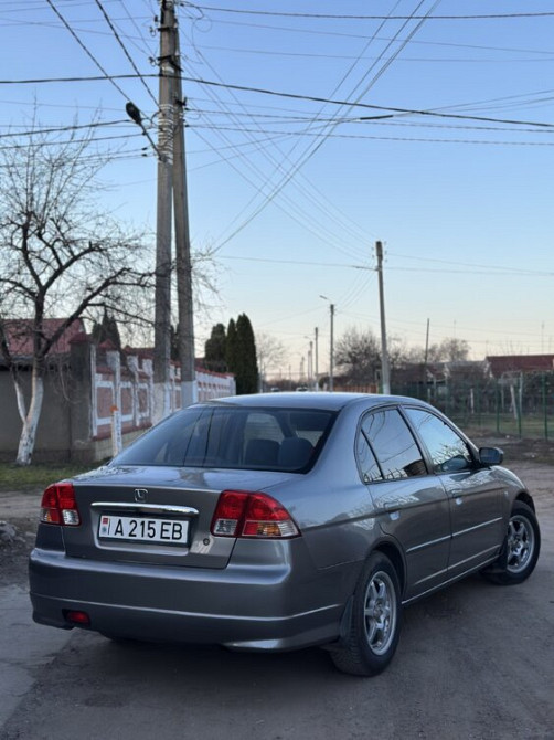 Honda Civic 2005 год Бендеры Бендеры - изображение 2