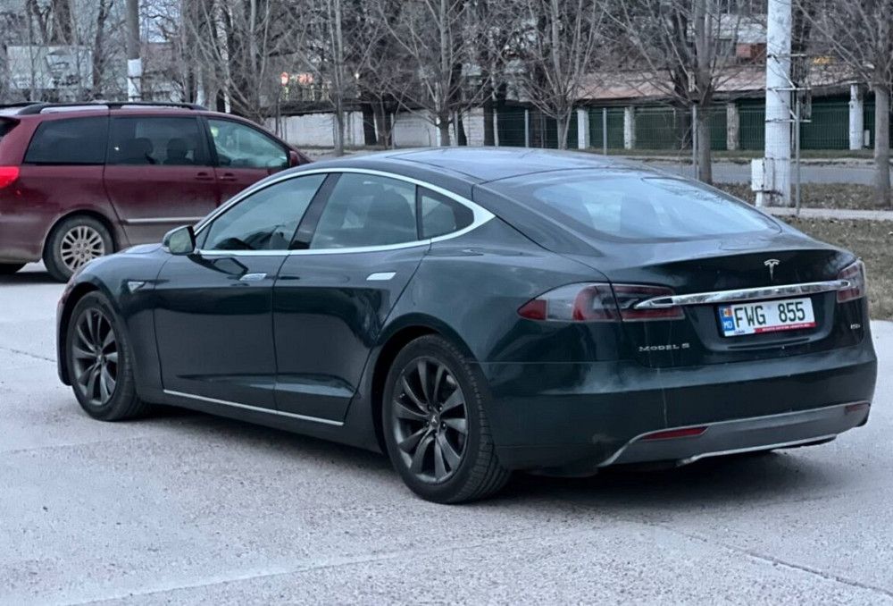 Tesla Model S 2015 год Тирасполь Тирасполь - изображение 3