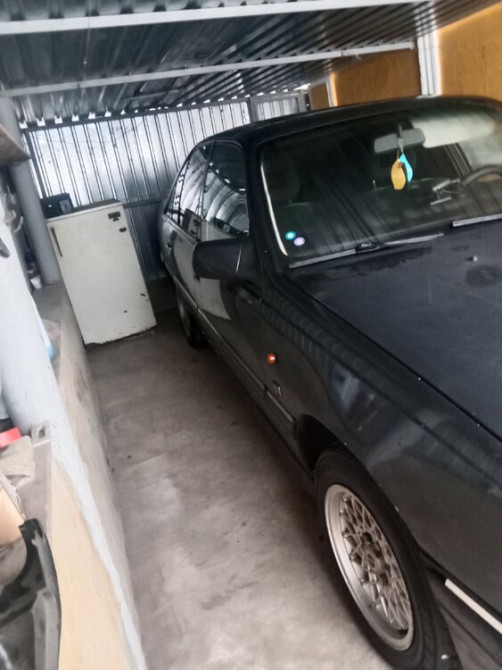 Opel Omega 1991 год Парканы Парканы - изображение 2