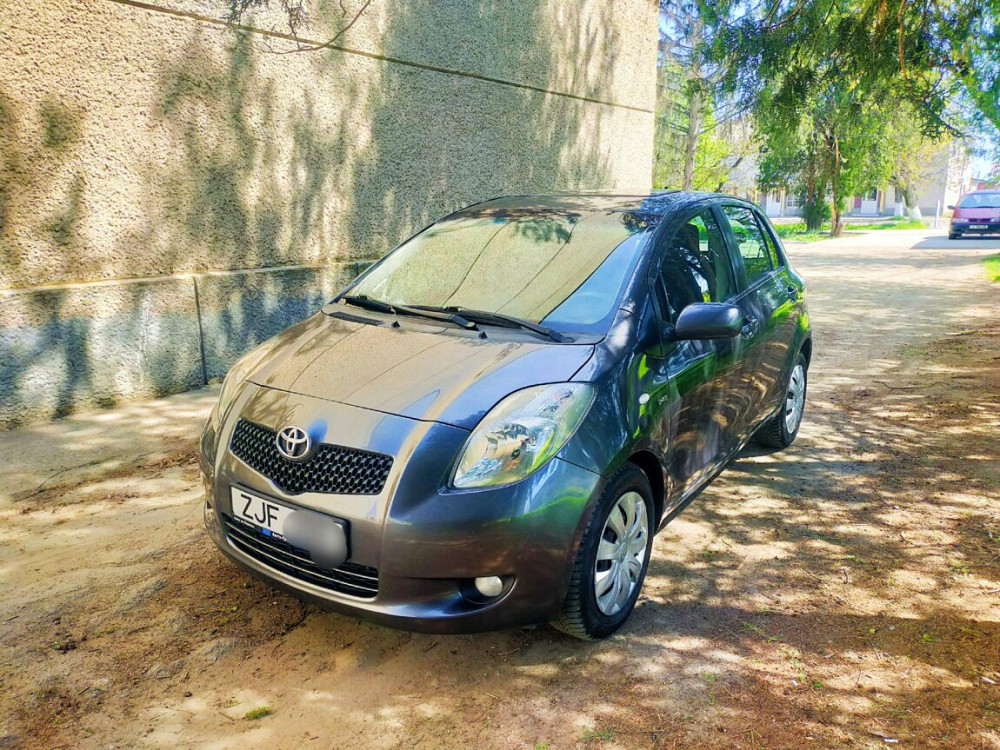 Toyota Yaris 2008 год Суклея Суклея - изображение 2