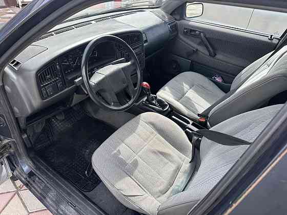 Volkswagen Passat 1990 год Парканы Парканы