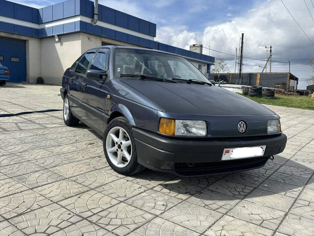 Volkswagen Passat 1990 an Parcani Parcani - fotografie 2