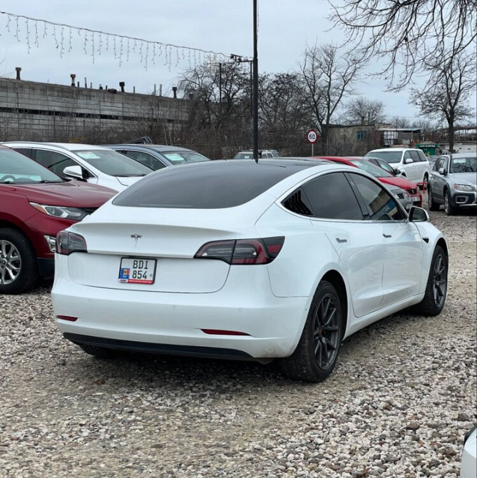 Tesla Model 3 2020 год Тирасполь Тирасполь - изображение 3