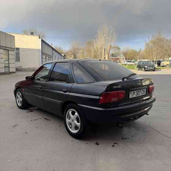 Ford Escort 1998 an Rîbnița Rîbnița