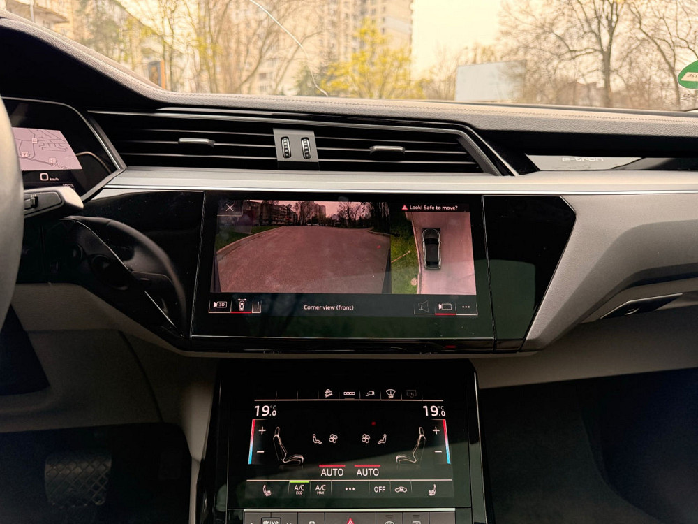 Audi e-tron Chişinău - fotografie 7