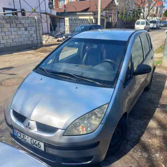 Mitsubishi Colt 2006 год Кишинёв Кишинёв
