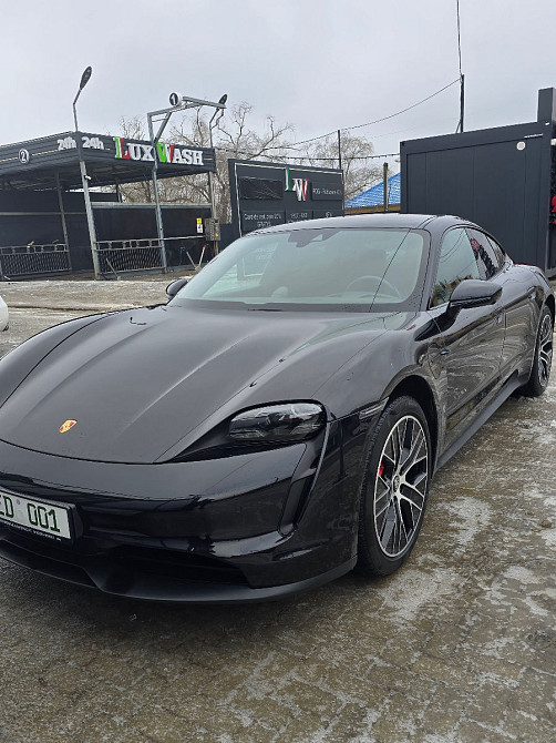 Porsche Taycan 2020 an Chişinău Chişinău - fotografie 4