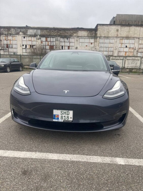 Tesla Model 3 2018 год Тирасполь Тирасполь - изображение 2