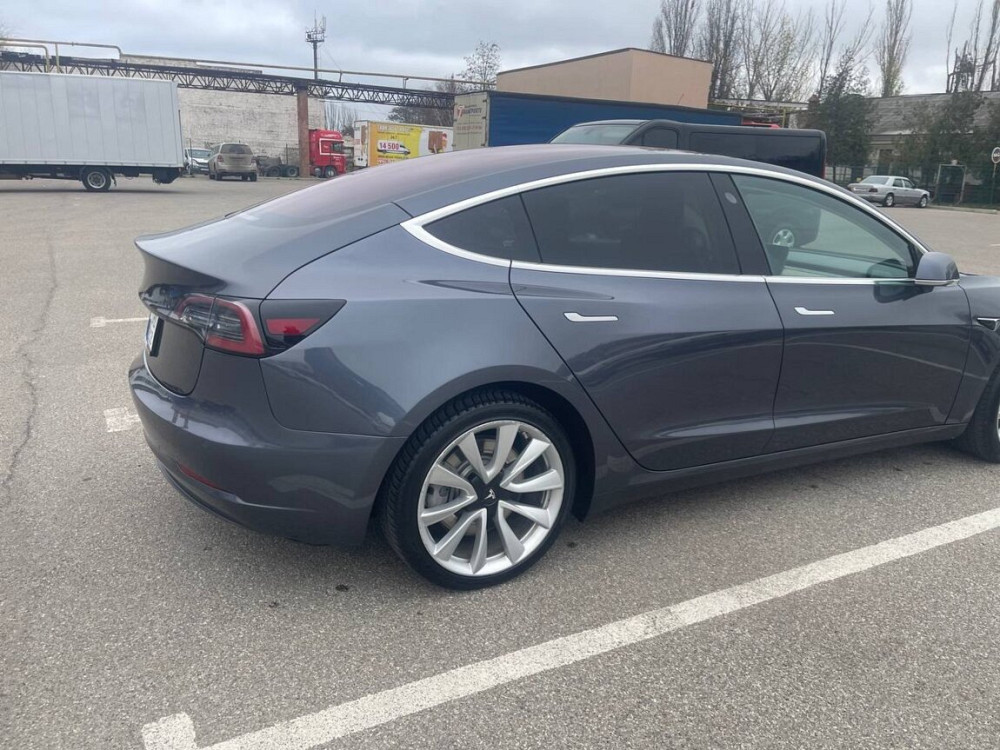 Tesla Model 3 2018 год Тирасполь Тирасполь - изображение 5