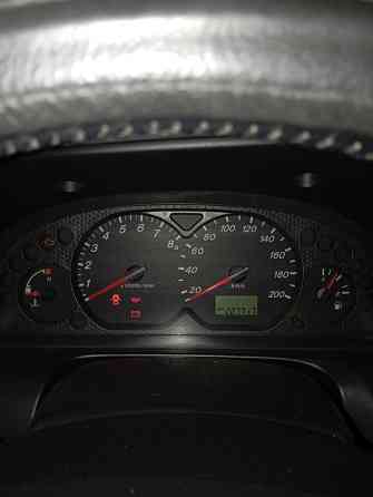 Mazda Tribute 2002 год Парканы Парканы