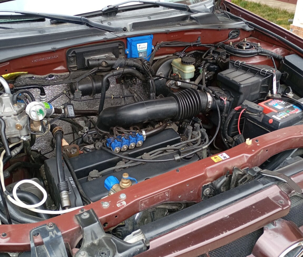 Mazda Tribute 2002 год Парканы Парканы - изображение 6