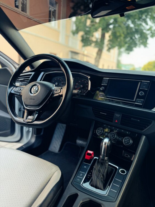 Volkswagen Jetta 2019 an Tiraspol Tiraspol - fotografie 6